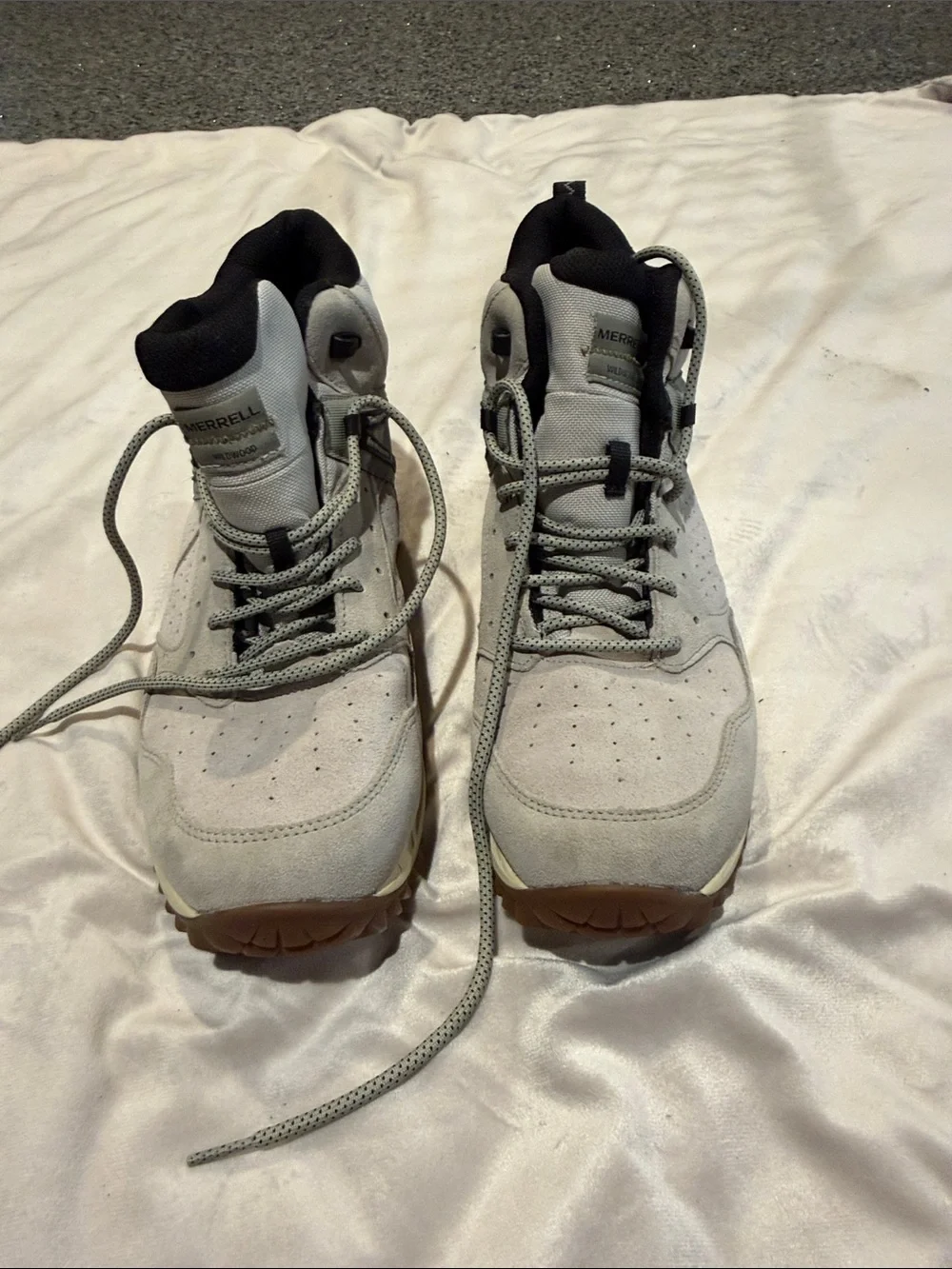 Merrell Light Gray Suede Men's Hiking Boots with Gum Outsole